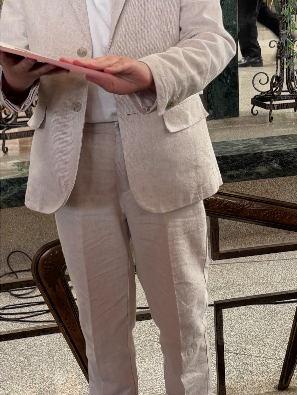 Zara Linen cotton suit in Cream size 11/12